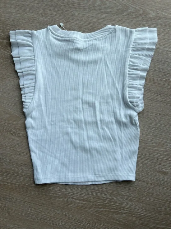 Zara White Ribbed Tank Top with Ruffle Sleeves - Picture 2 of 3